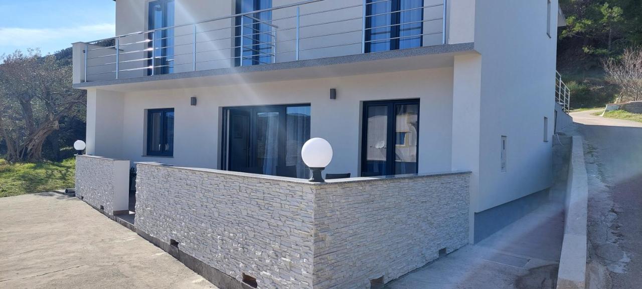 Holiday Apartments Cecilija Supetarska Draga Exteriér fotografie