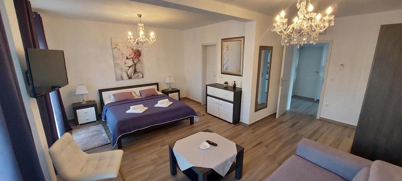 Holiday Apartments Cecilija Supetarska Draga Exteriér fotografie